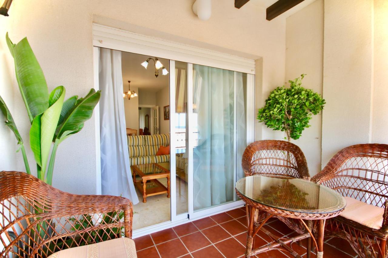 Apartamento Playa Calahonda El Farillo Con Terraza Exterior photo